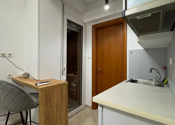 Ap 7 With Parking Lejlighed Larissa